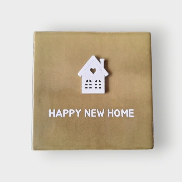 Tekst tegeltje - happy new home olijfgroen wit Tekst tegeltje - happy new home olijfgroen wit