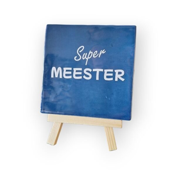 tekst-tegeltje-super-meester-lichtgrijs-houdertje tekst-tegeltje-super-meester-lichtgrijs-houdertje