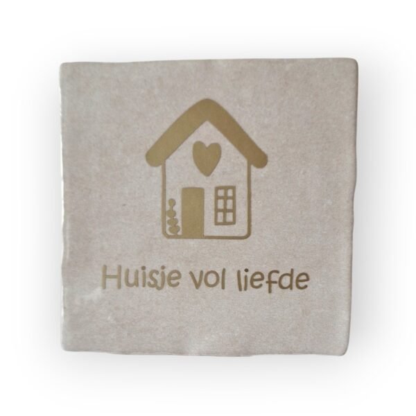 Tekst tegeltje - Huisje vol liefde mat goud Tekst tegeltje - Huisje vol liefde mat goud