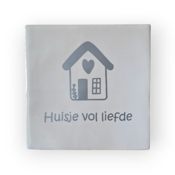 Tekst tegeltje - Huisje vol liefde mat zilver Tekst tegeltje - Huisje vol liefde mat zilver