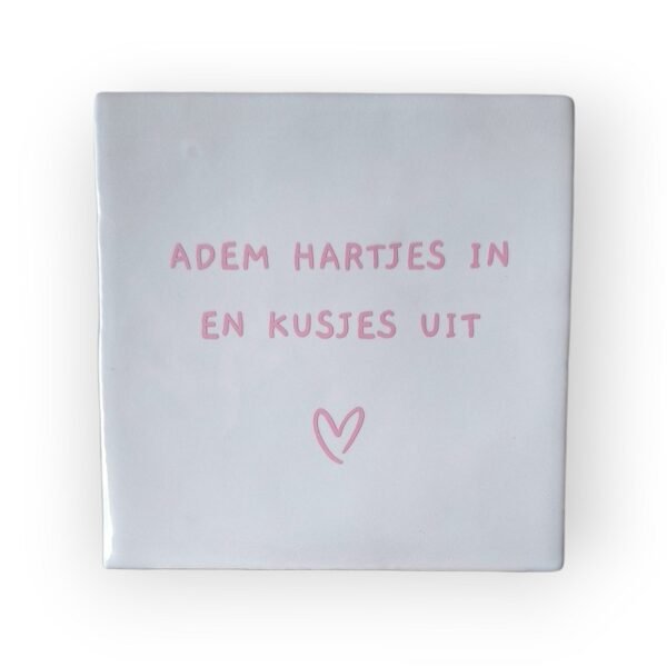 adem-hartjes-in-wit