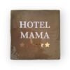 hotel-mama-olijfgroen