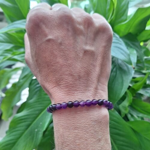 armband-met-natuurstenen-kralen-amethist-donker-6mm