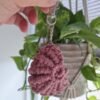 macrame-schelp-hangers-magenta2