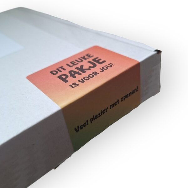 Pakketsticker-gekleurd.voorbeeld