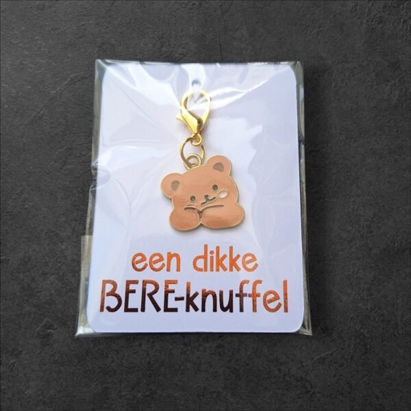mini-kaartje-een-dikke-bere-knuffel mini-kaartje-een-dikke-bere-knuffel
